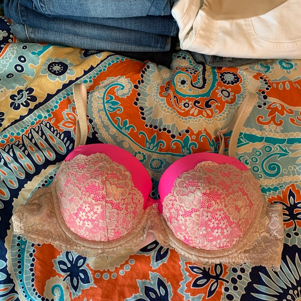 Victoria’s Secret bra